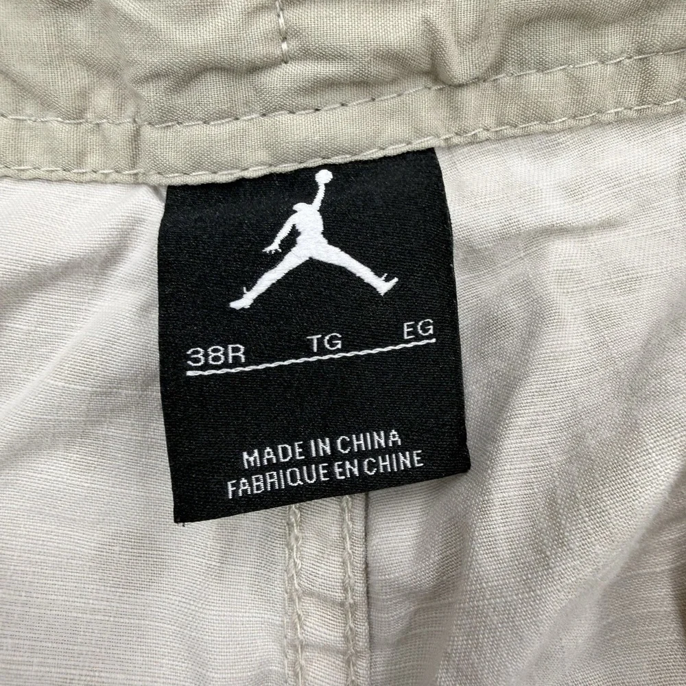 Jordan Cargo Shorts Beige Abstract Print Baggy Size 38R